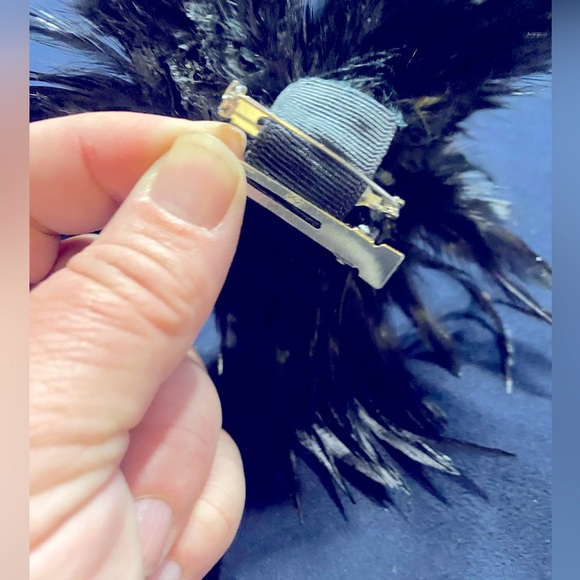 Black feather AB crystal Torrid hairpiece & Chloe+Isabel repurpose earrings prom - Picture 5 of 8